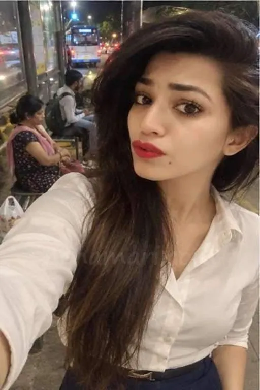 Zoya, 25, vip model in UB City, Bangalore - photo 3