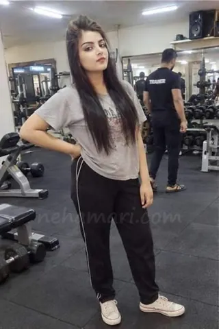 Simar, 25, desi girl in KR Puram, Bangalore - photo 3