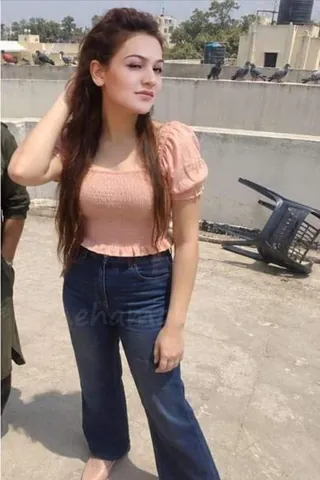 Disha, 25, girlfriend date in Marathahalli, Bangalore - photo 4